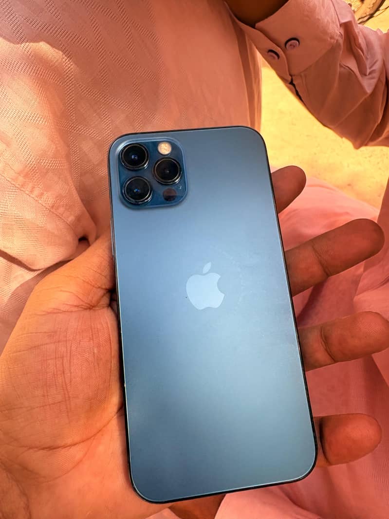 Apple iPhone 12 Pro 2
