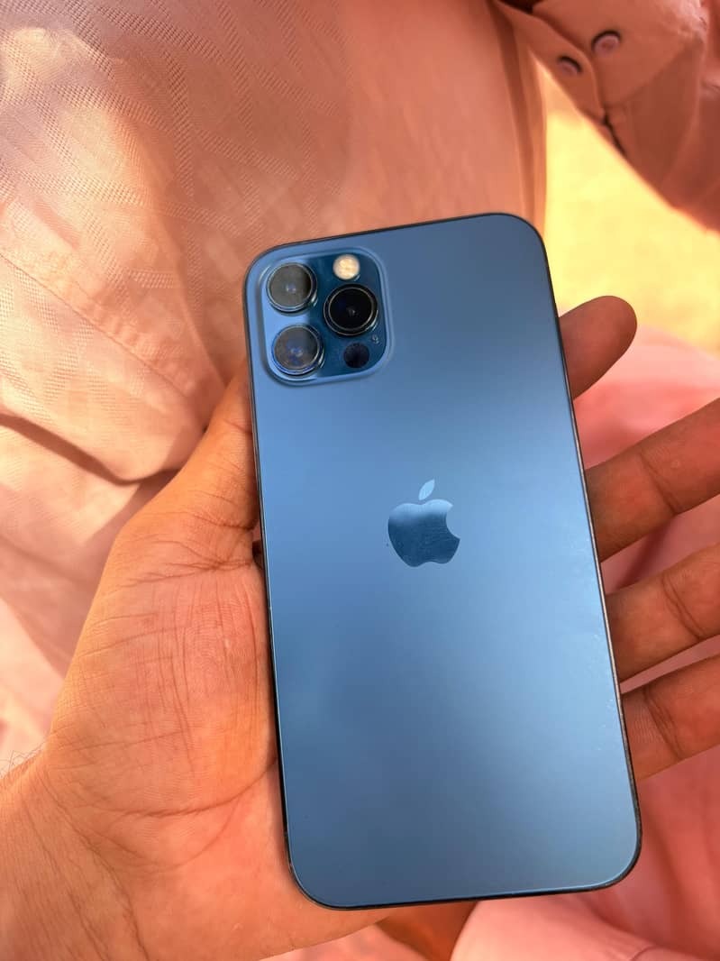 Apple iPhone 12 Pro 3