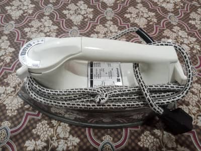 National Iron made in Malaysia 1000W - Fully Working