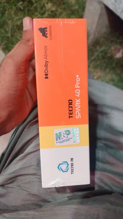 Tecno spark 40 pro plus