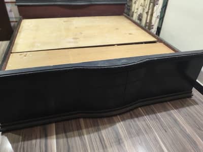 I want to sale my bed
