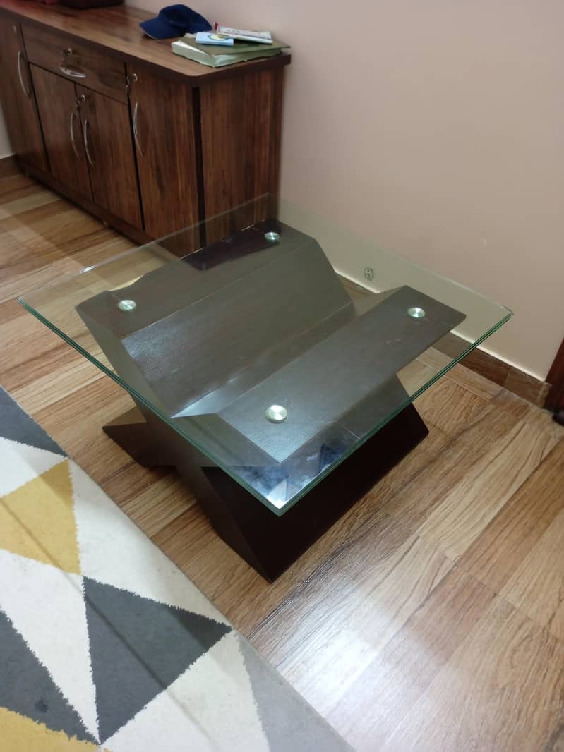 Drawing room/Coffee/Center Table 4