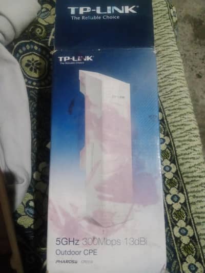 TP-Link CPE510 5GHz 300Mbps 13dBi Outdoor CPE box.