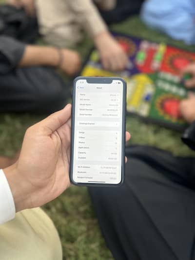 Apple iPhone XR
