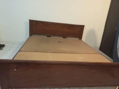 Only double bed of queen size is for sale without mattresses