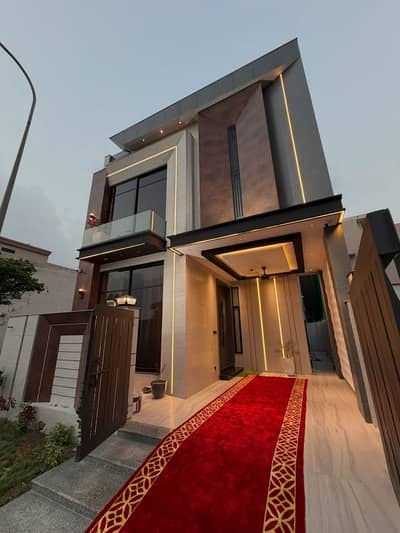 *5 Marla Brand New House For Rent in DHA Phase 9 Town, Lahore - Prime Location*