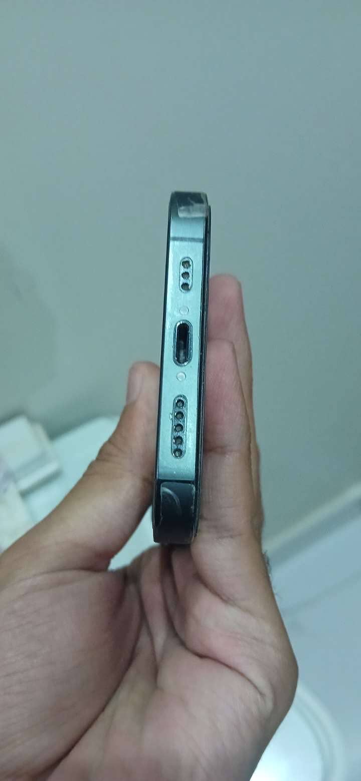 Apple iPhone 13 Pro 3
