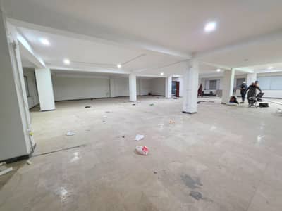 Hall FOR RENT ,, iT Software House Academy Purposes Available for Rent in soan Garden