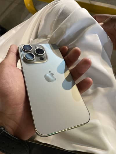 Apple iPhone 15 Pro