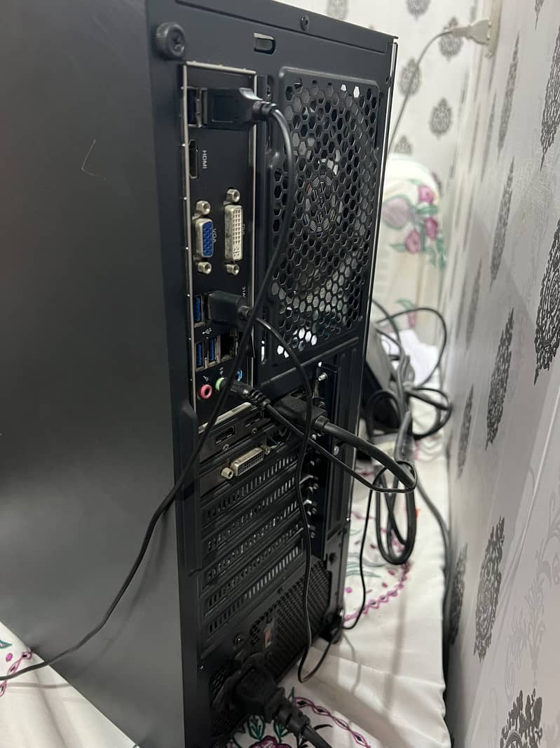 Complete Setup + Table + Original Boxes + Free Items 4