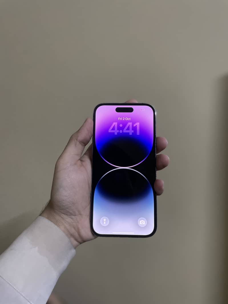 Apple iPhone 14 Pro 1