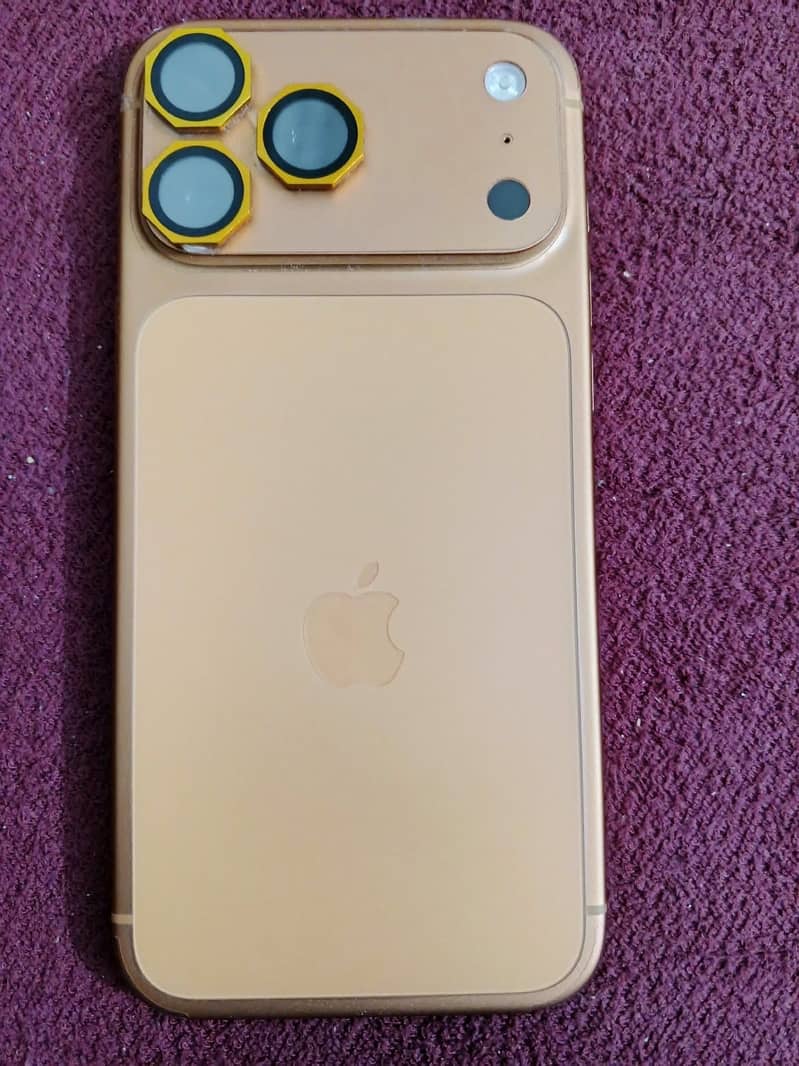 Apple iPhone 17 Pro Max 0