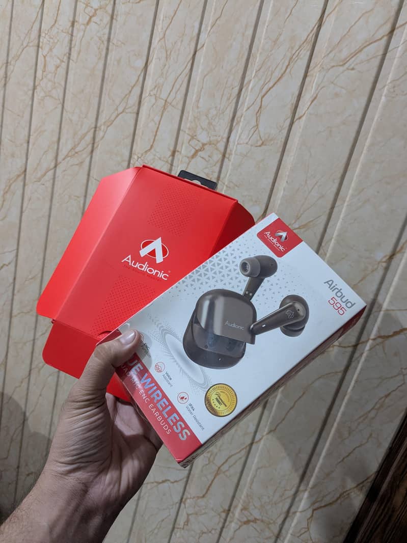 Audionic 595 all ok never opened 0