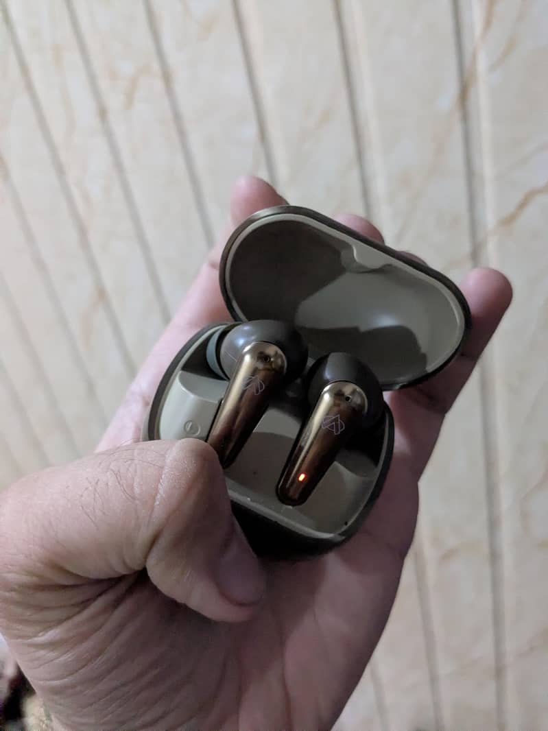 Audionic 595 all ok never opened 1