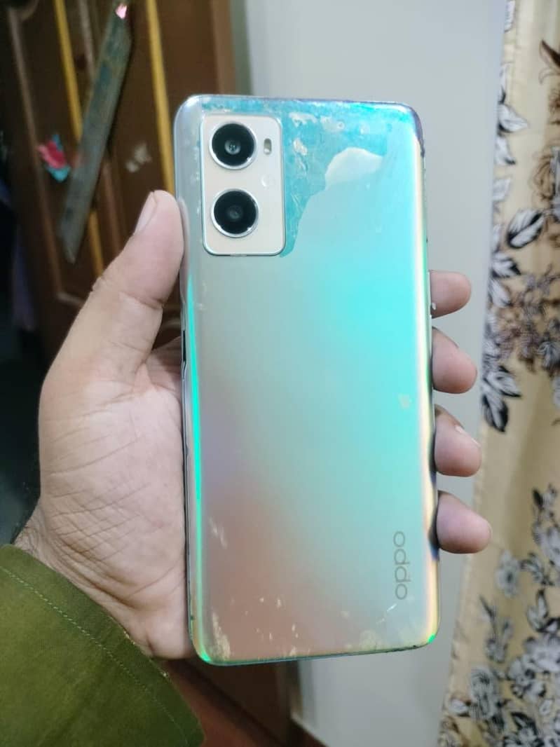 OPPO A96 0