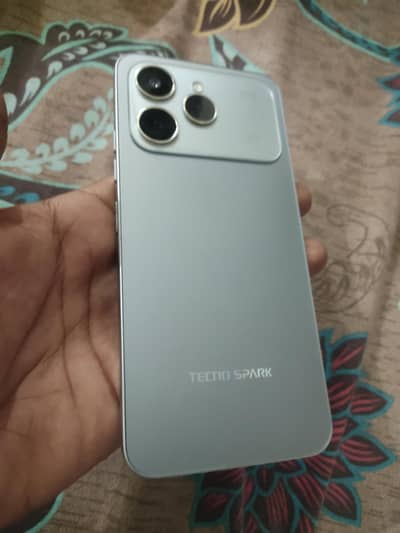 tecno 40