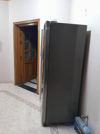2 year used Dawlance refrigerator. hzone ha