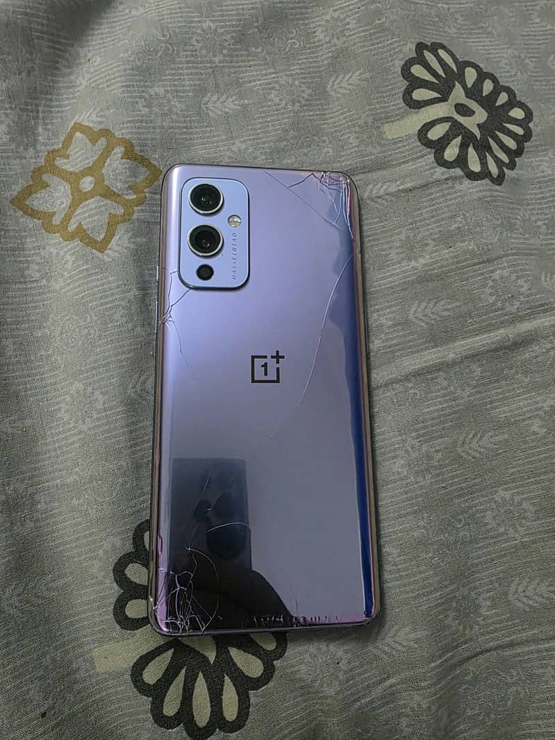 One Plus 9 5G 2