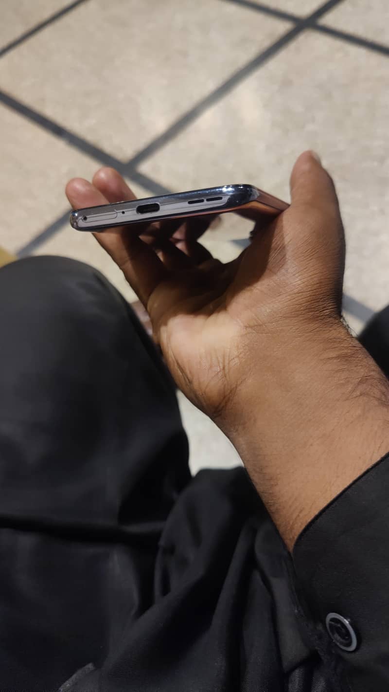 One Plus 9 5