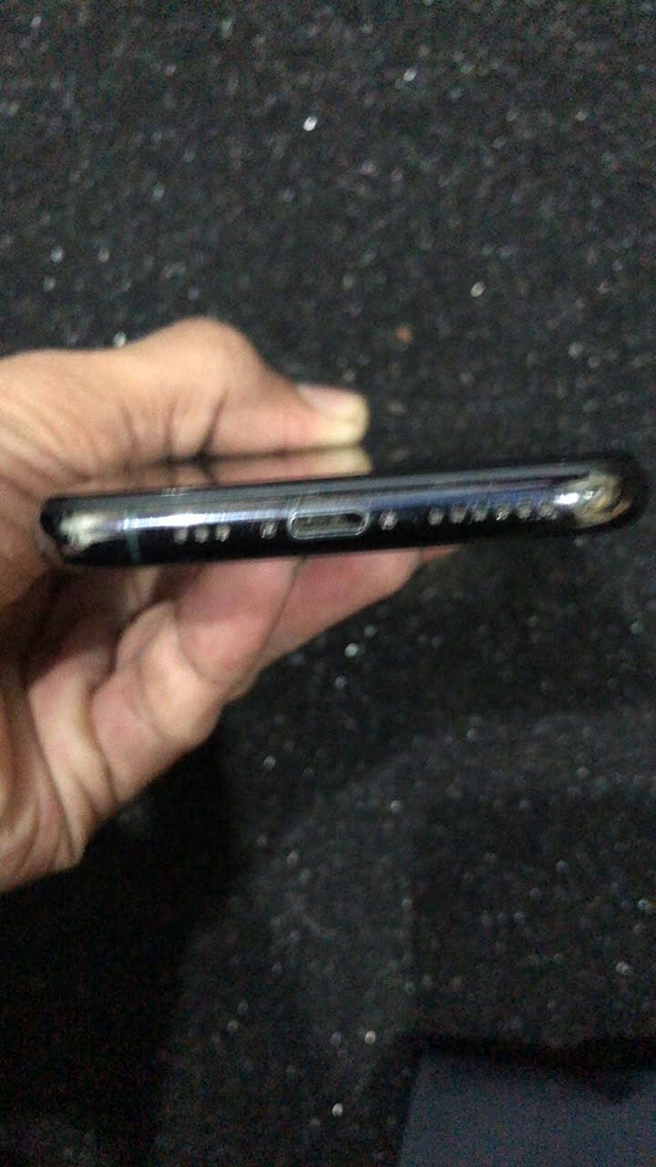Apple iPhone 11 Pro 5