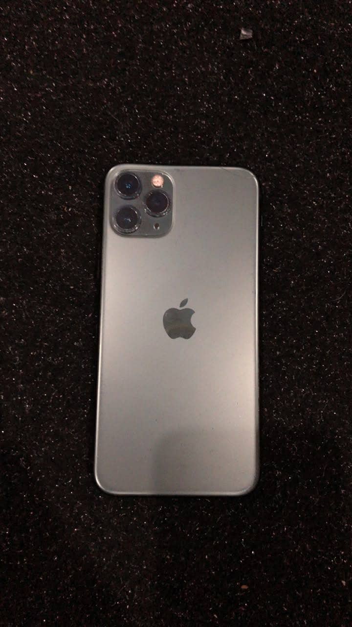 Apple iPhone 11 Pro 8