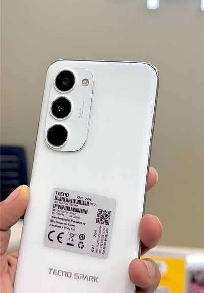 Tecno spark 40 pro plus (8+8=16_256gb ram )