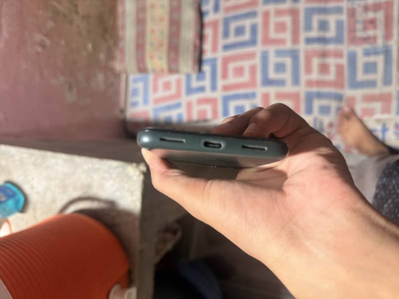 Google Pixel 5a 1