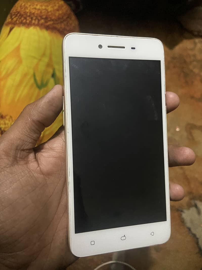 OPPO A37 0