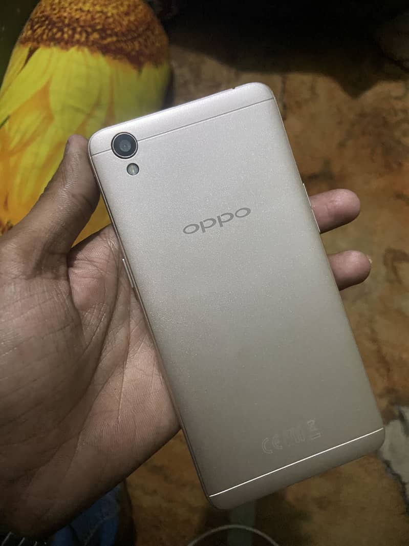 OPPO A37 2