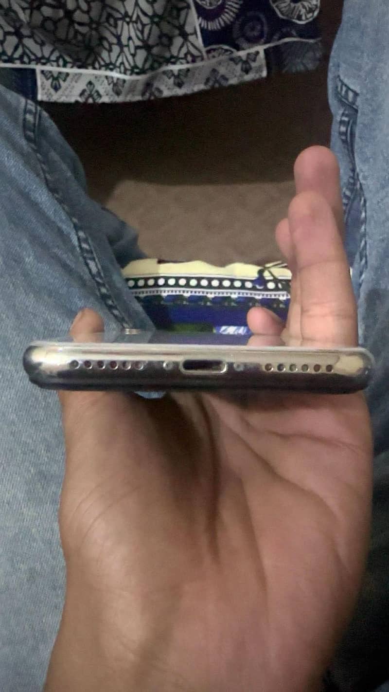 Apple iPhone X 2
