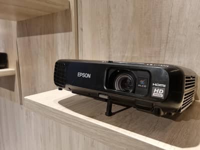 Epson EH-TW410 HD ready projector