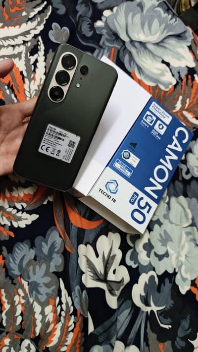 Tecno camon 50 pro 8/256gb 10/10