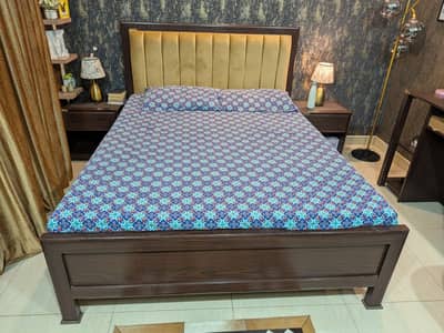 Interwood bed set for sale