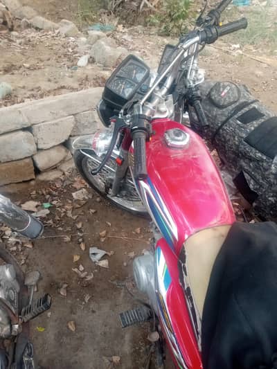 I'm selling Honda cg 125