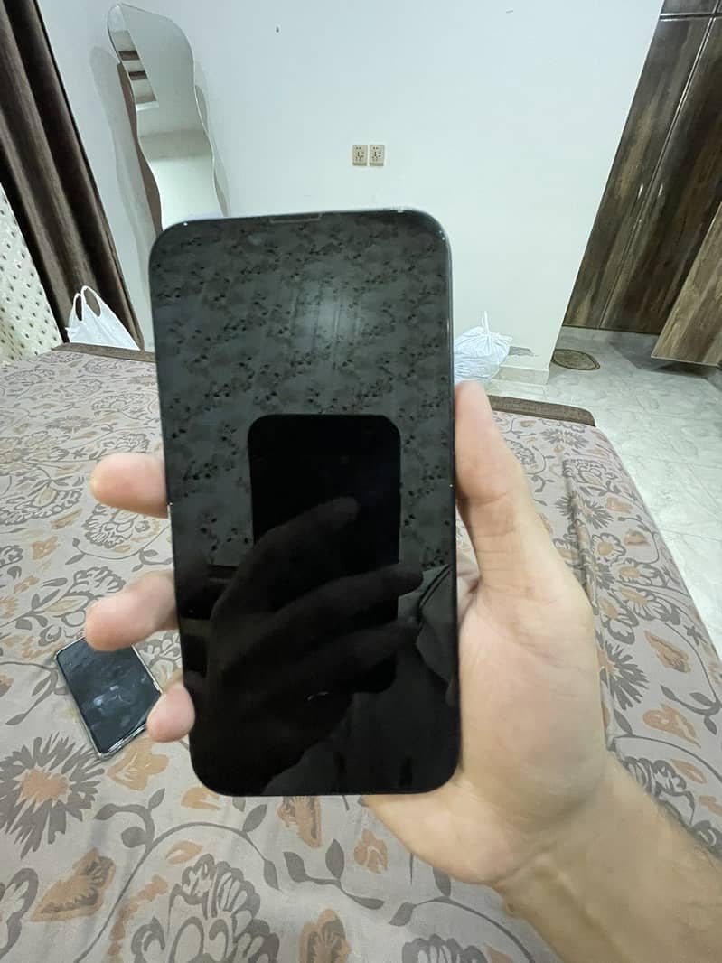 Apple iPhone 14 5