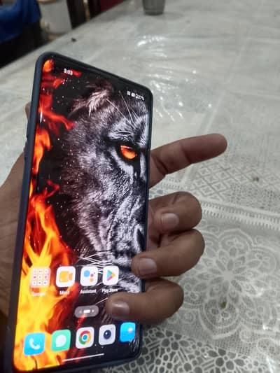 One Plus 8 Pro 12/256 gb