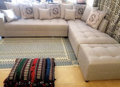 Cozy elegant Grey L-shaped family Sofa