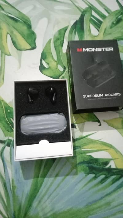 monster earbuds good  qualty