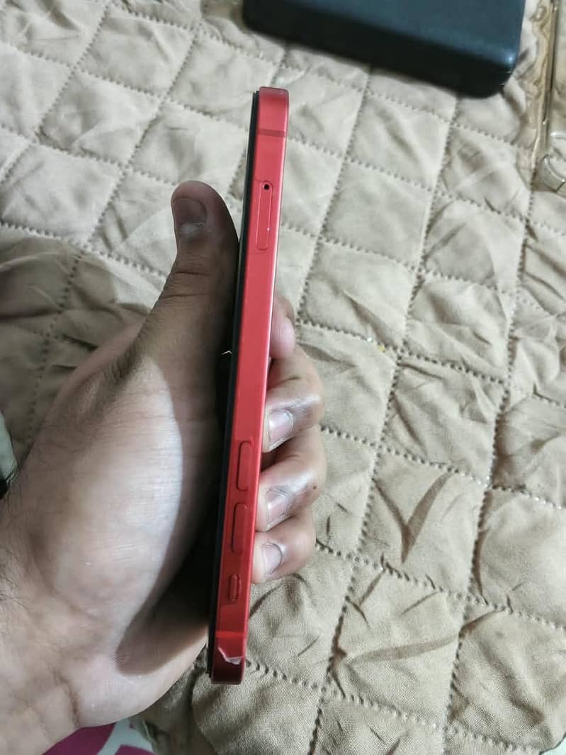 Apple iPhone 12 3