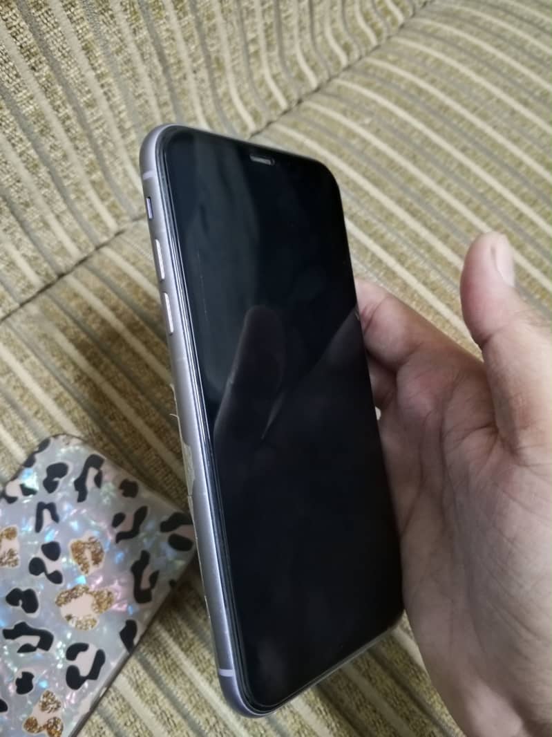 Apple iPhone 11 6