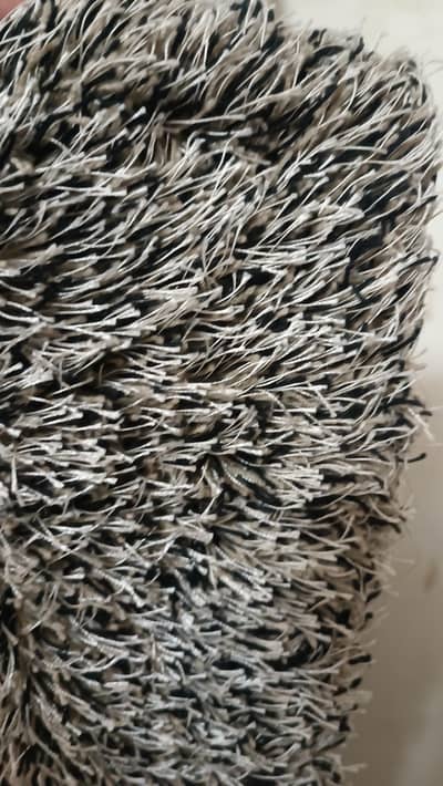 Premium Shaggy Fluffy Rug Carpet | Black & Grey | 9/10 Condition