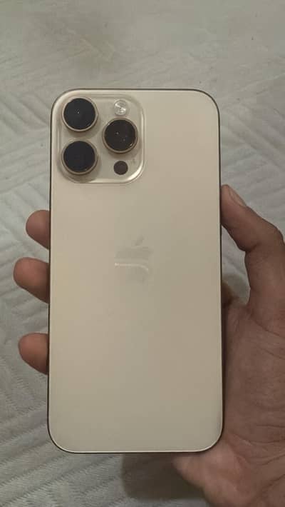 Apple iPhone 16 Pro Max