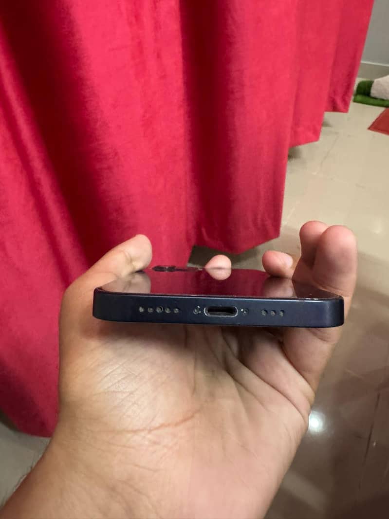 Apple iPhone 12 1
