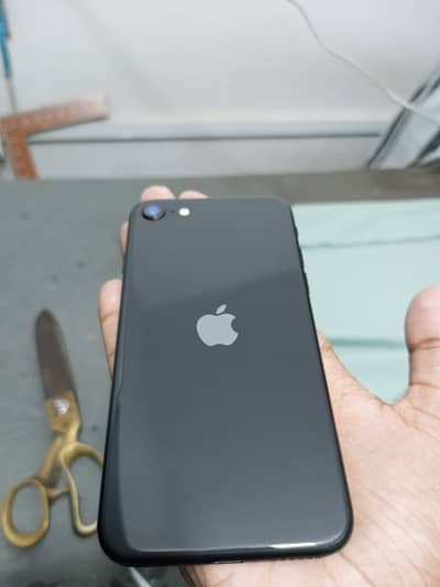 Apple iPhone SE 2020