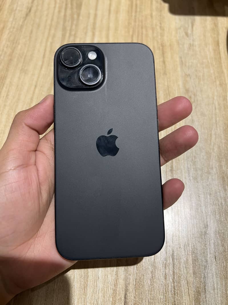 Apple iPhone 15 2