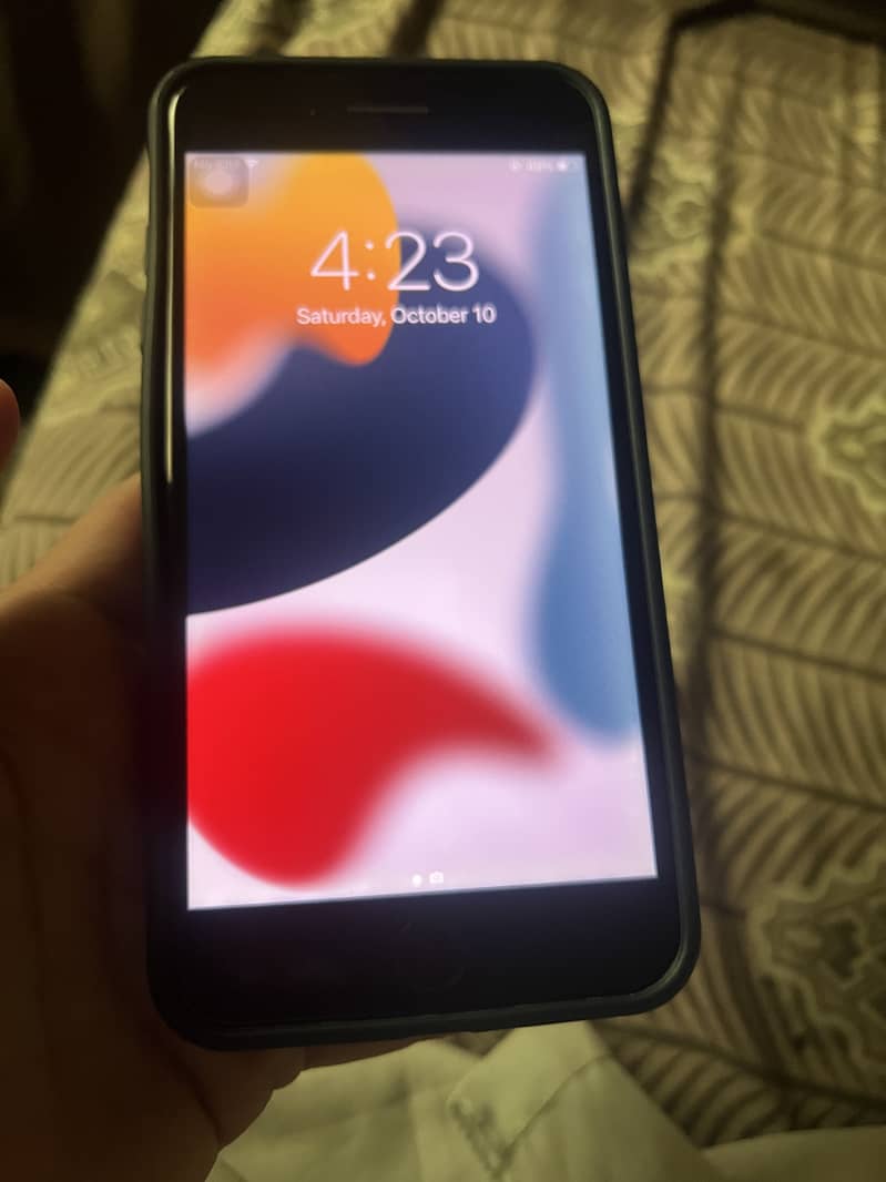 Apple iPhone 7 Plus 2