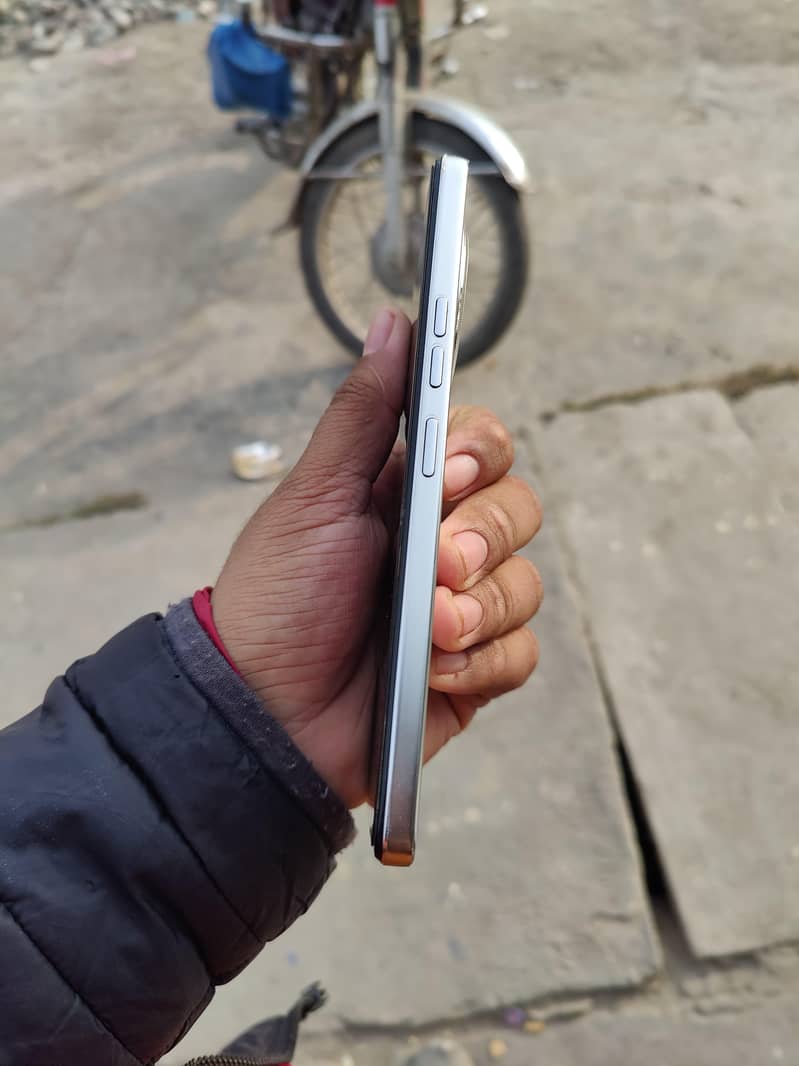 Tecno CAMON 30 5