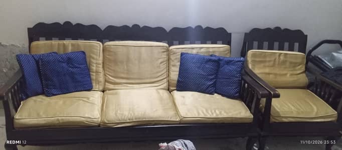 Sofa set for sale
