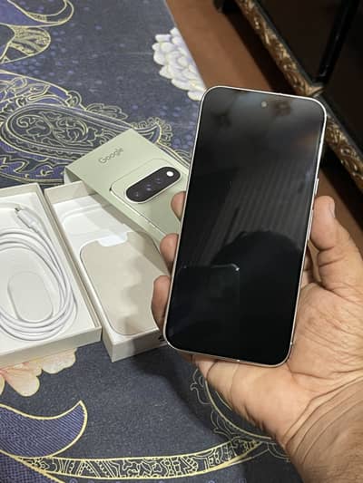 Google Pixel 11 Pro XL sim time 4 month 5 cycle call 03084408152