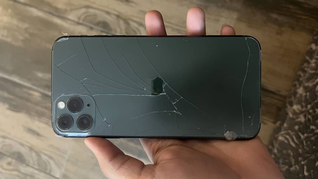 Apple iPhone 11 Pro Max 3